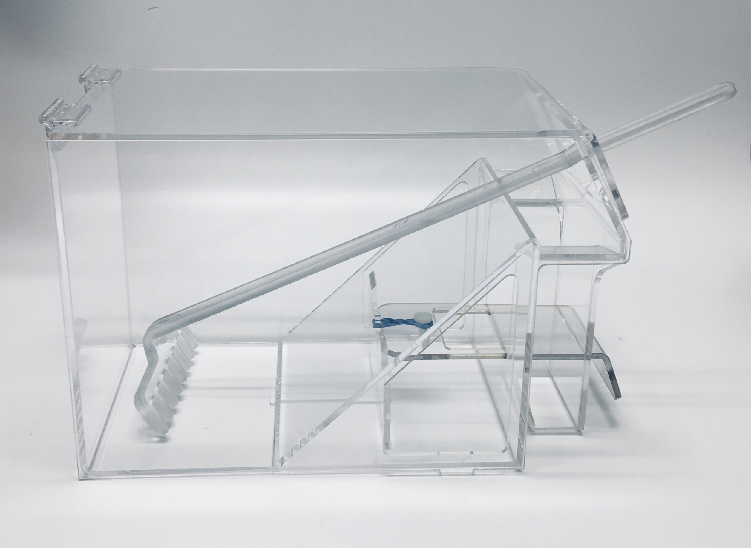  RB 2B Rake Bin Side View
